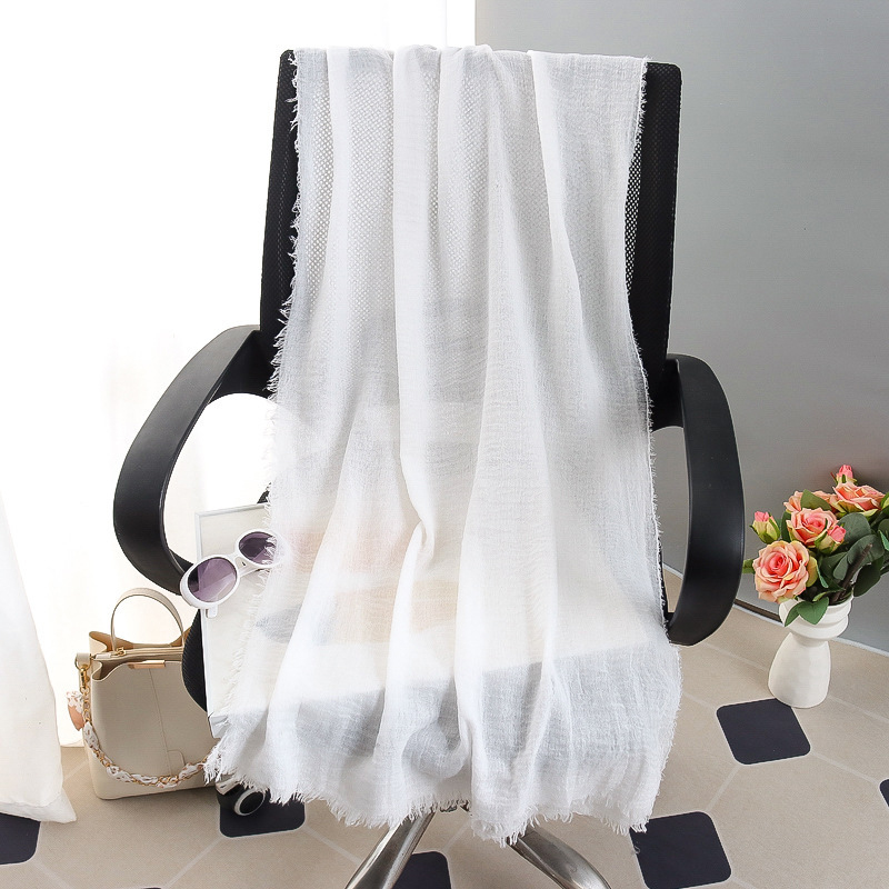 G245 Mäkký a priedušný voilový hidžáb