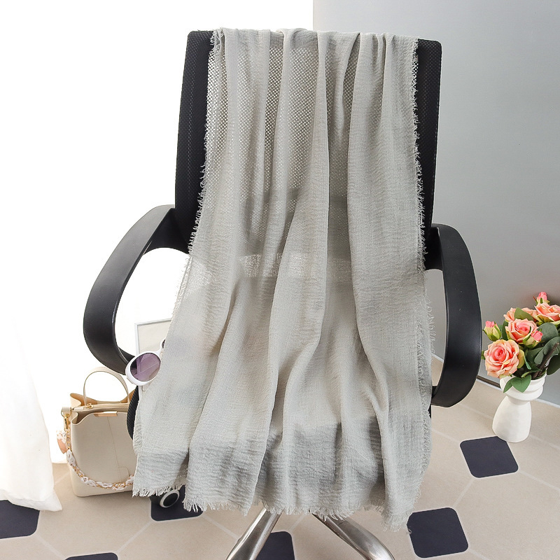 G245 Mäkký a priedušný voilový hidžáb