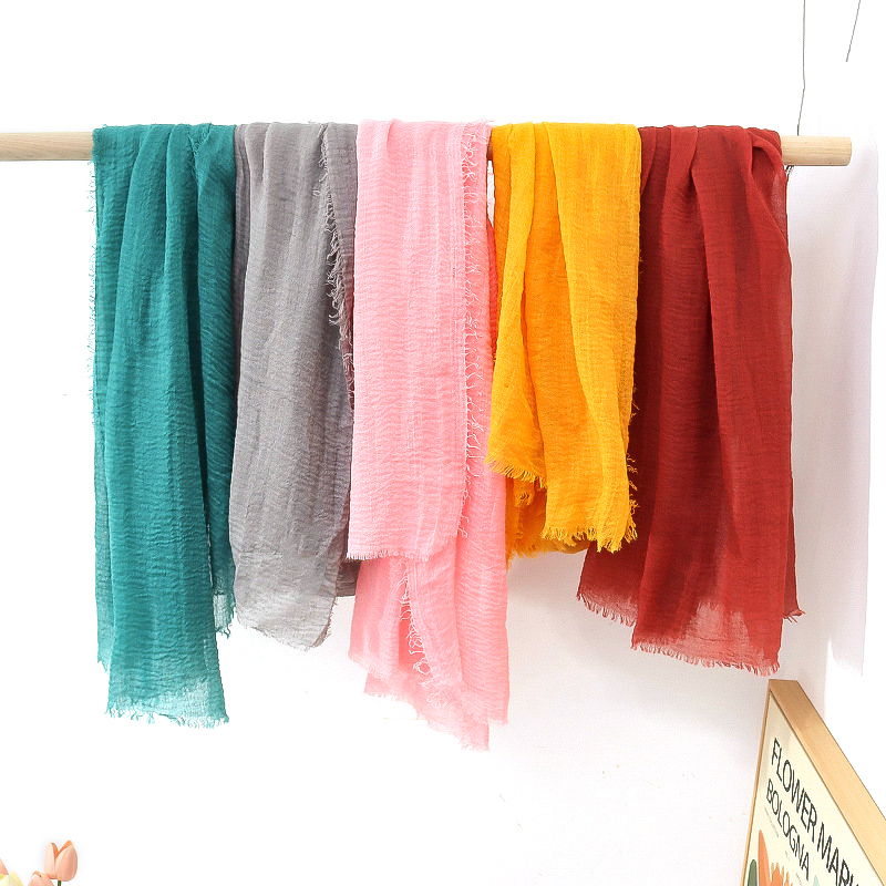 G245 Mäkký a priedušný voilový hidžáb