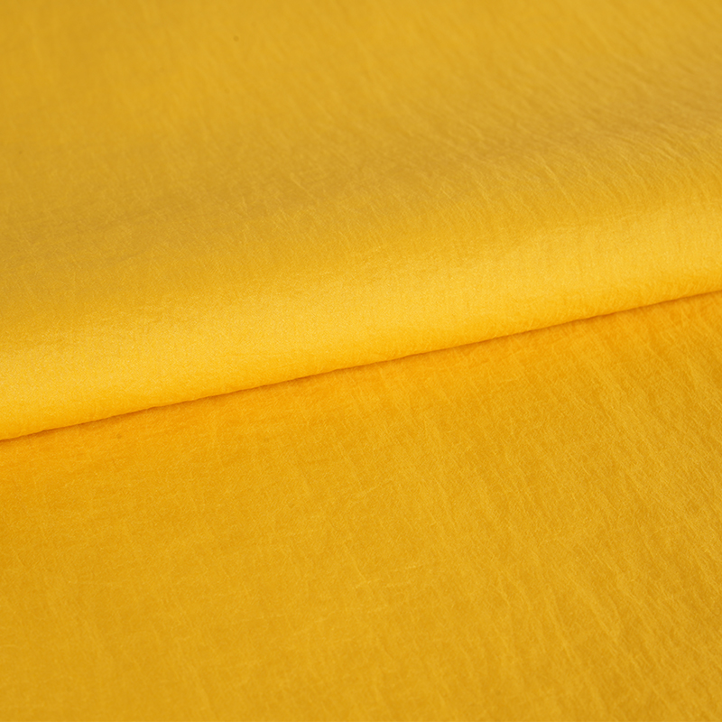 400T polomatná nízkoelastická nylonová pradiaca tkanina na farbenie